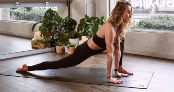 Les meilleures sites et vidéos pour faire du sport à la maison! Tutorial vidéo sport à la maison (c) Photo Form on Unsplash