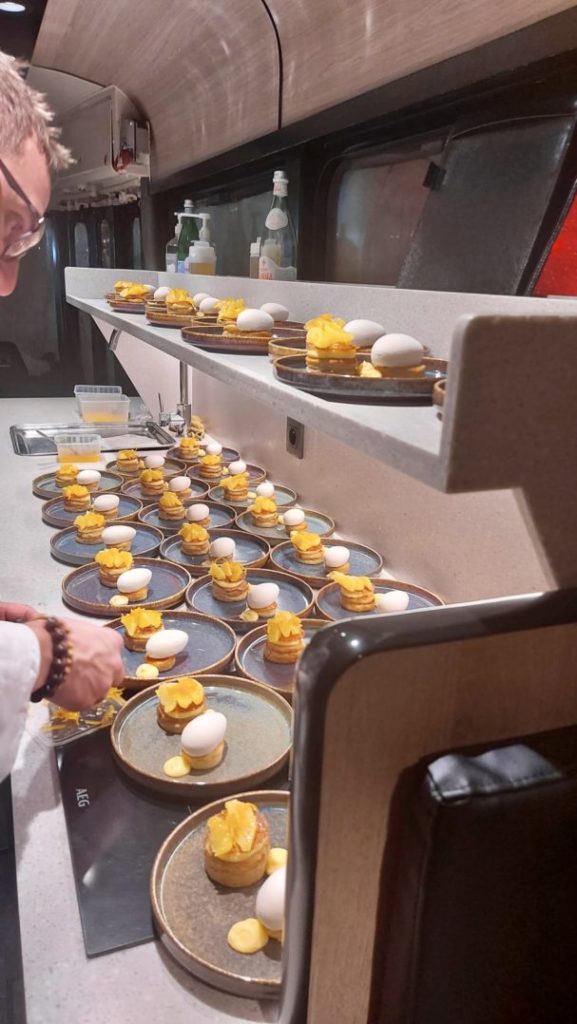 Esperienza in tram: mangiare su un tram a Bruxelles