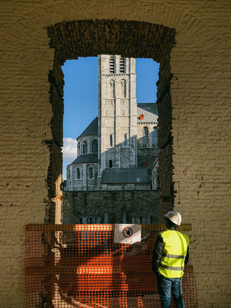 Tournai c'est joli (c) Photo Louise Colbee Unsplash