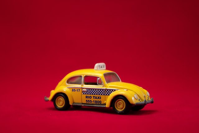 Taxi Bruxelles (c) Unsplash Eric Nopanen