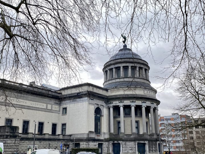 Le Musée d’Art et d’Histoire à Bruxelles : un voyage à travers le temps