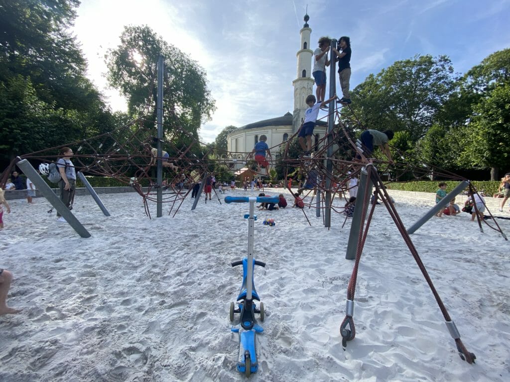 Pleine de Jeux du Parc du Cinquentenaire (c) Photo Pierre Halleux