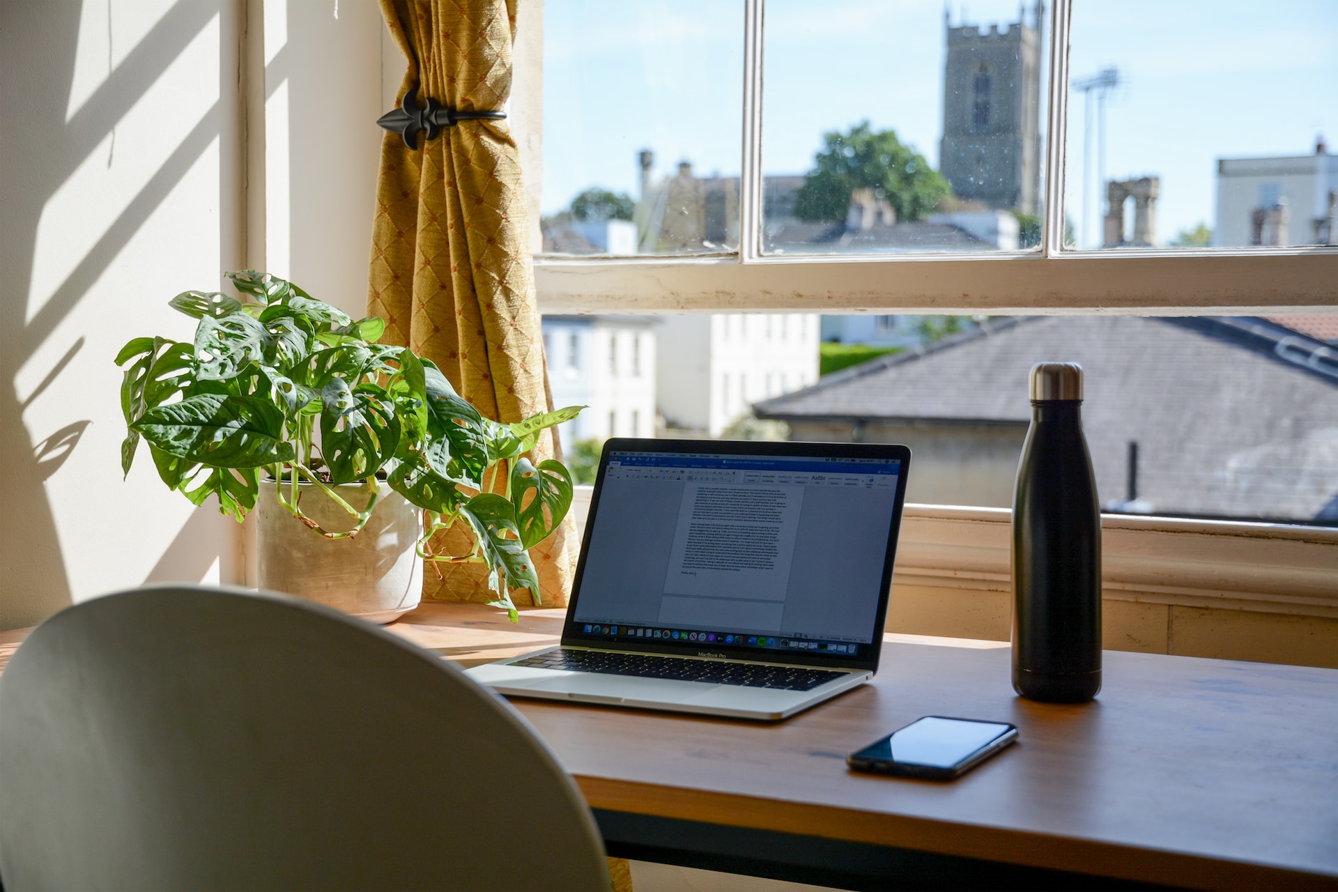 Create an Ergonomic Space to Boost Your Teleworking Productivity: In-Depth Tips and Tricks