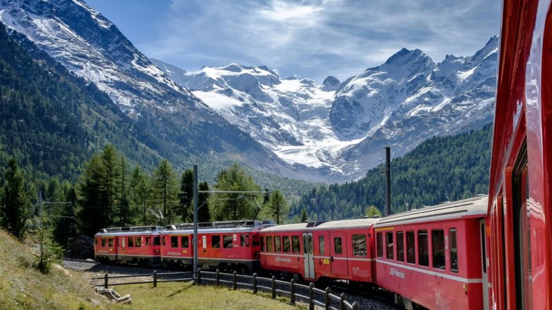 Ξεκινήστε ένα πολυτελές ταξίδι με το Venice Simplon-Orient-Express από τις Βρυξέλλες! 🚂✨