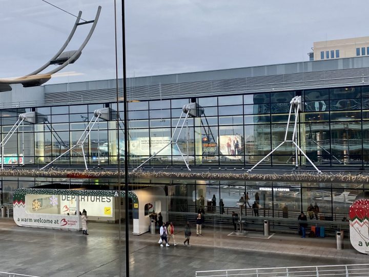 Départ de Bruxelles : 5 astuces pour réduire la facture globale de vos vacances cet été