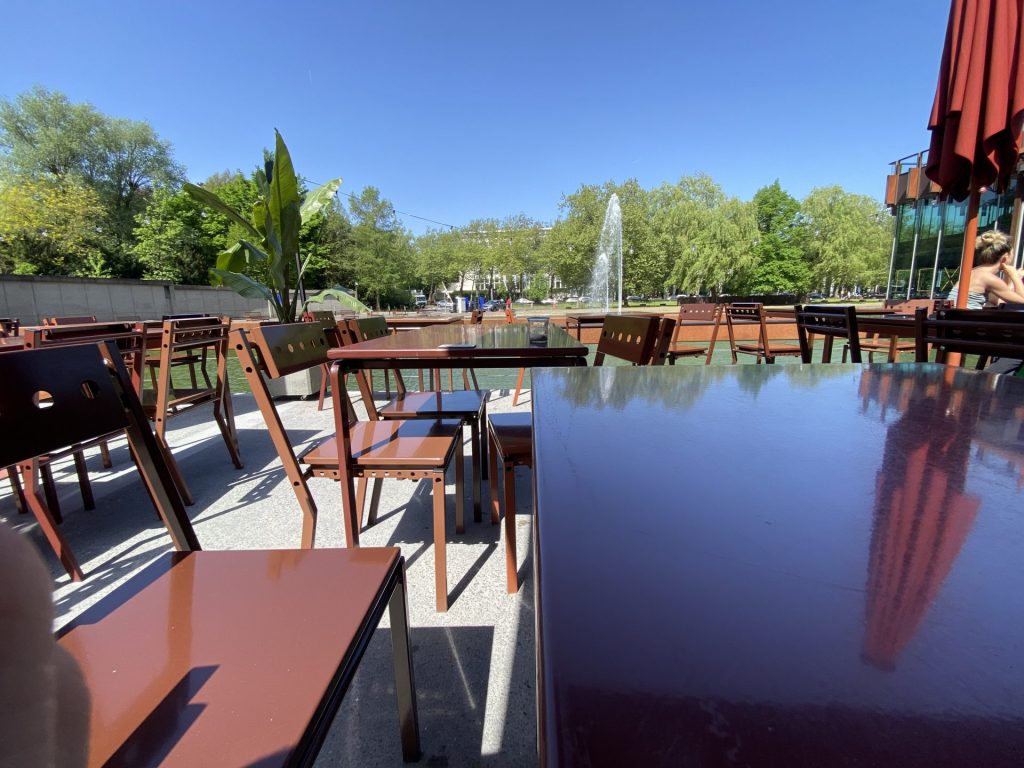 The fox - Food Court Watermael Boitfort - (c) Pierre Halleux