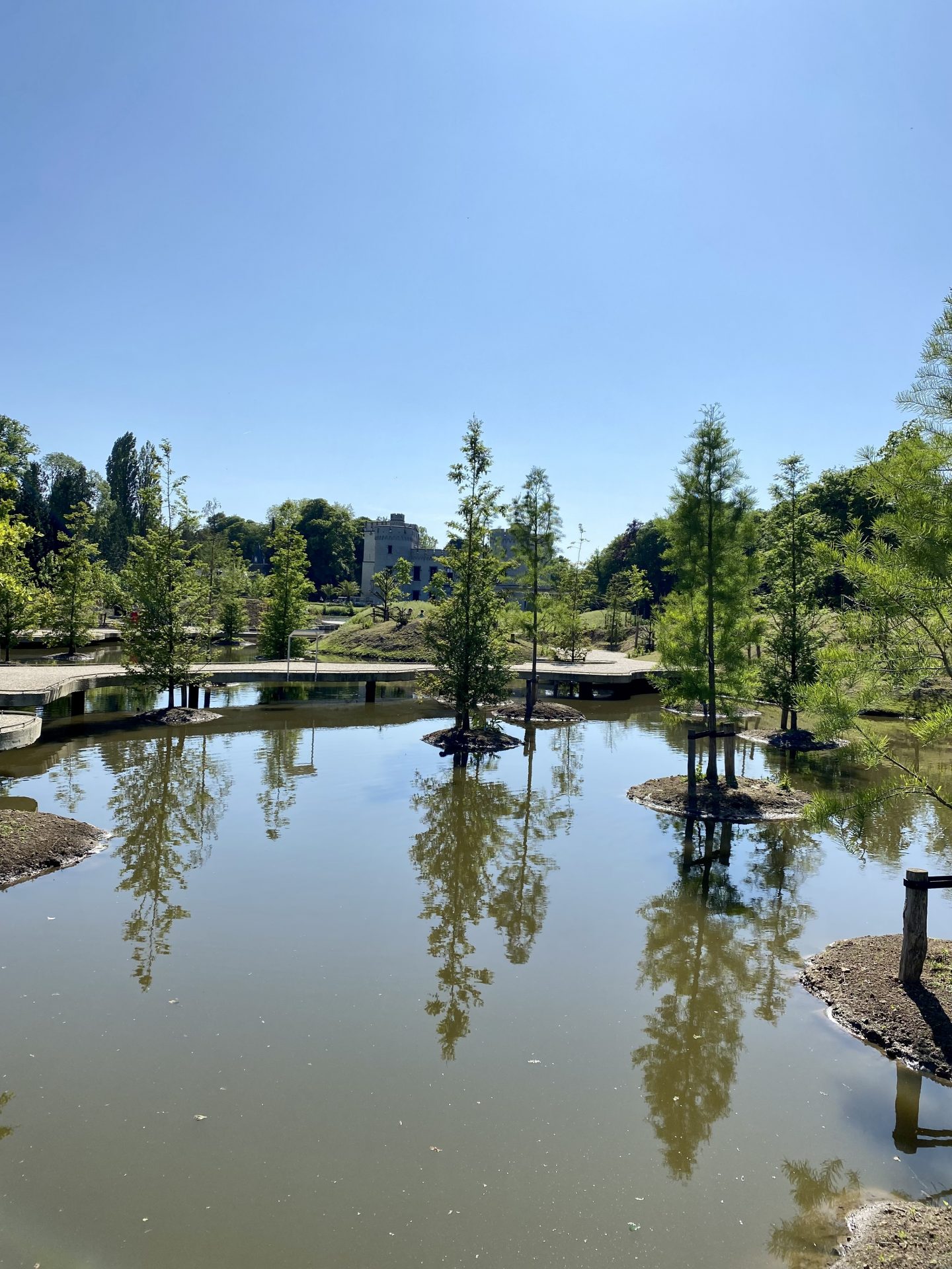 Jardin botanique de Meise : le géant vert de 92 hectares et son château hanté par une impératrice 🌿🏰
