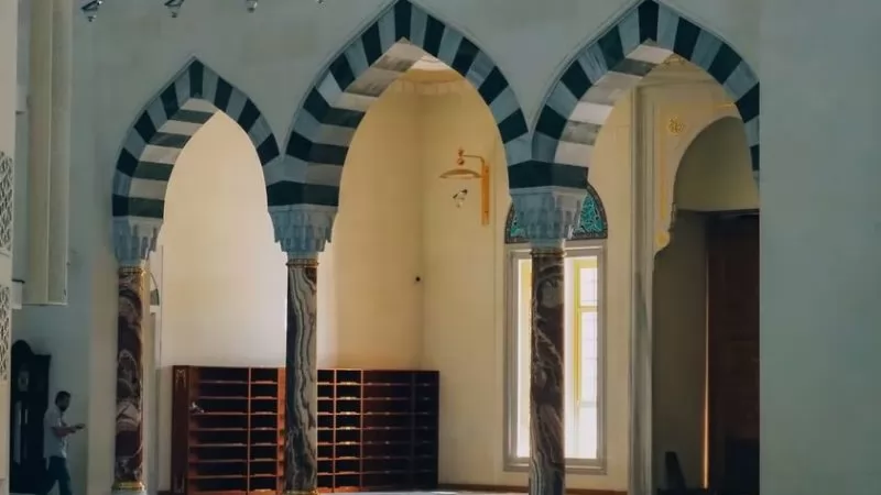 ¿Las principales mezquitas de Bruselas y el tiempo de oración?