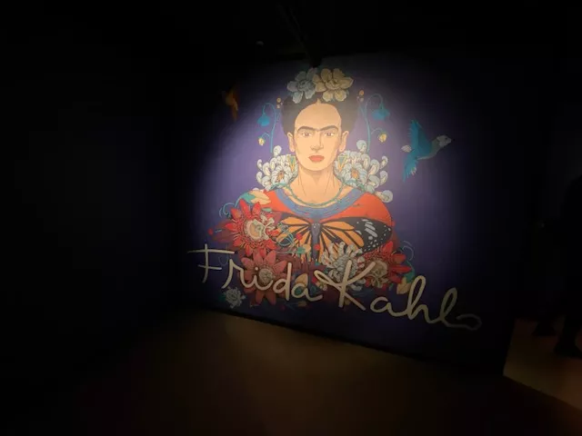 Nie przegap wciągającej wystawy Fridy Kahlo w Brukseli