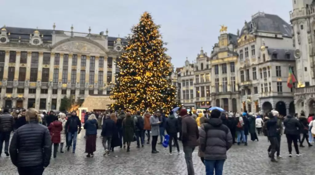 Grand Place w Brukseli na Boże Narodzenie (c) Fot PIerre Halleux